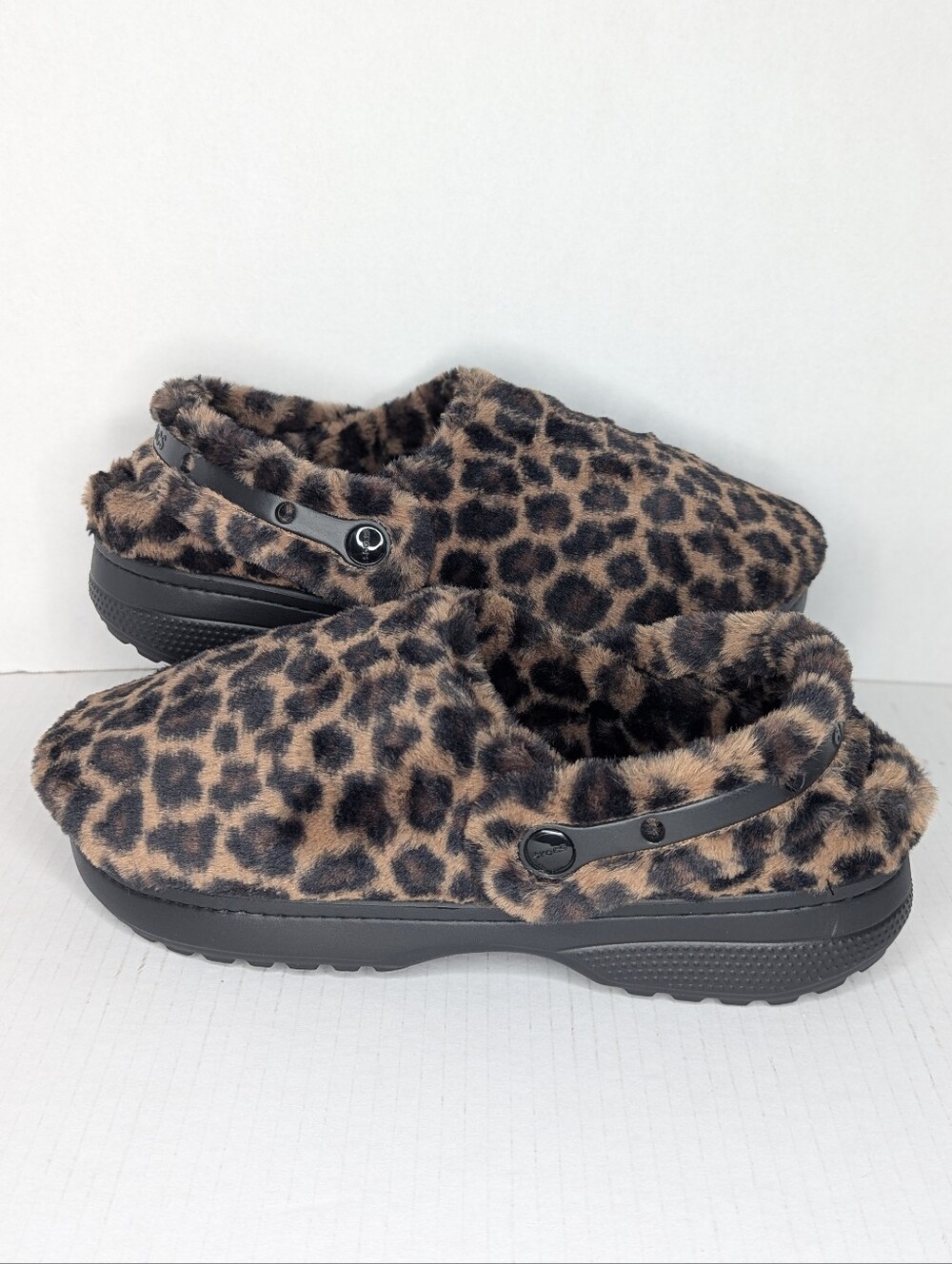 CROCS Classic Unfurgettable Animal Clog Leopard Print Size M9/W11
